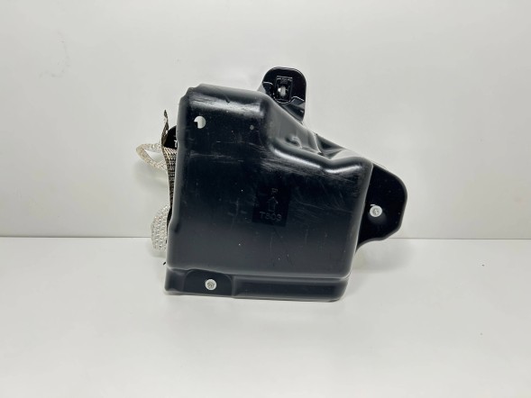 Mazda OE T303202GZ MAZDA CX-60 КОРПУС БАКА ADBLUE T303-202GZ
