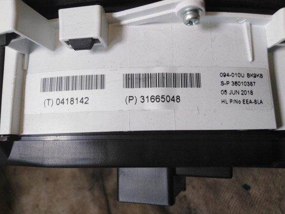 Volvo OE 31665048 VOLVO V40 II LIFT 18R 2,0D D2 VOLVO V40 II ЛІФТ ЛІЧИЛЬНИК ГОДИННИК 18Р ЕУ 2,0Д ЄВРО 31665048