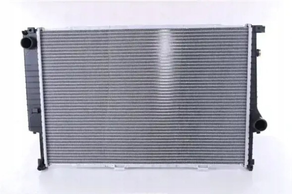 Nissens 60747A Радіатор охолодження 60747a nissens bmw 5 7 8 e31 e32