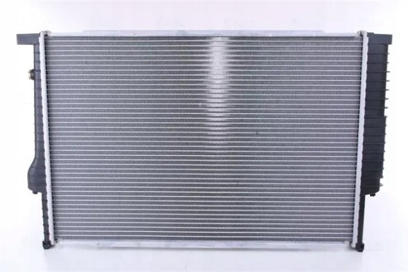 Nissens 60747A Радіатор охолодження 60747a nissens bmw 5 7 8 e31 e32