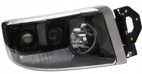 Китай 15143477 ФАРА ЛАМПА RENAULT PREMIUM DXI ПРАВА ЧОРНА