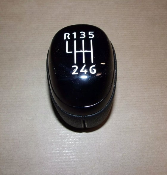 Renault OE 00. / 328658100R Ручка перемикання передач (КПП) для Renault Master III, Trafic III, Megane IV, 6-ступінчаста, оригінал.