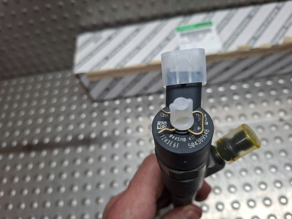 Fiat OE S26340318 Інжектор bosch 0445110418 504389548 fiat ducato iveco daily 2.3мджет 2011