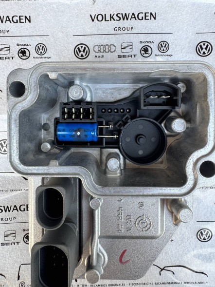 Volkswagen OE Задній диференціал Volkswagen Tiguan 0AY907554C