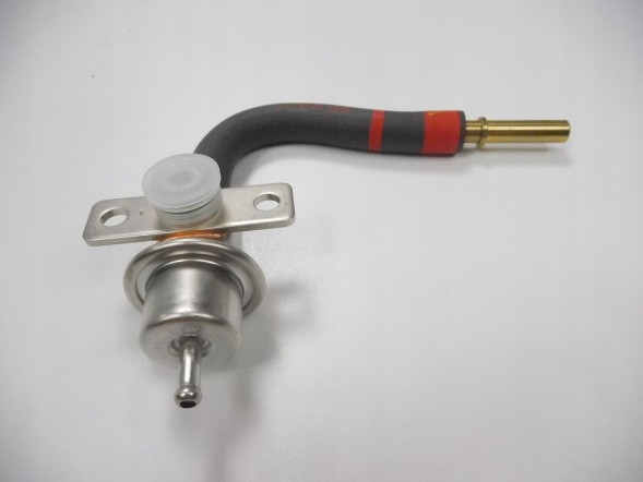 Ford OE Паливопровід Ford Fiesta 1995-2002 OE 1027803