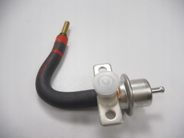 Ford OE Паливопровід Ford Fiesta 1995-2002 OE 1027803
