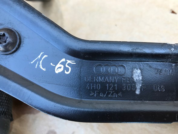 Audi OE 4H0121671D Насос шланги для води audi a6 c7 4h0121671d