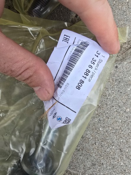 BMW OE ŁĄCZNIK STABLIZATORA PRAWY BMW G05 G06 G07 G09 F95 F96 6881808 ORGINAŁ NOWY QUALI10.09,25 ПРАВИЙ СТАБІЛІЗАТОР З'ЄДНУВАЧ BMW G05 G06 G07 G09 F95 F96 6881808 ОРИГІНАЛ