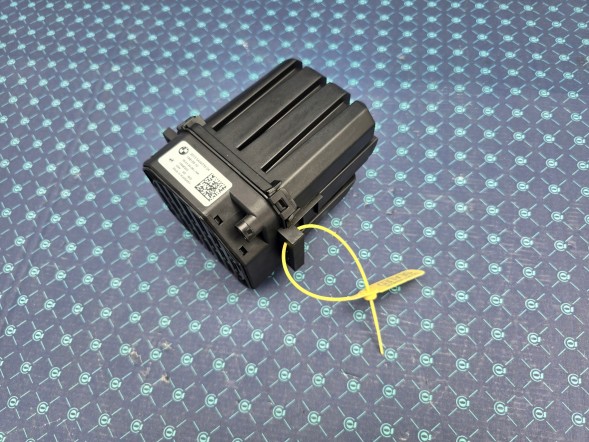 BMW OE VEHICLE SOUND GENERATOR DZIWIEKU BMW i4 G26 IX I20 5A04F35 NOWA ORGINAŁ QUALI22.08,25 VEHICLE SOUND ГЕНЕРАТОР ДИВАКА BMW i4 G26 IX I20 5A04F35 НОВИЙ ОРГІНАЛ