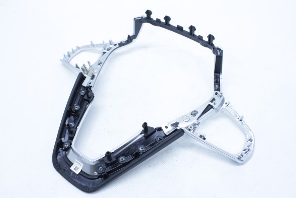 BMW OE 6847542 32306847542 6869581 32306869581 НАКЛАДКА КЕРМА BMW G11 G12 6847542