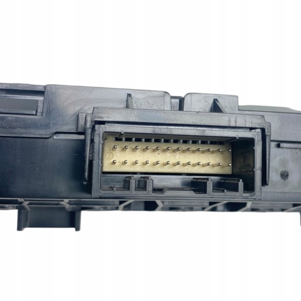 Renault OE OE панель управління Renault Master III Lift 283E81679R