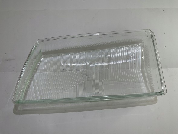 Volkswagen OE 701941116 Volkswagen transporter t4 1991 - 2003 лівий абажур передньої лампи 701941116