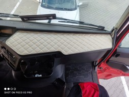 MKM fh134fh5s19 Поличка-столик на панель приладів вантажівки Volvo FH 5