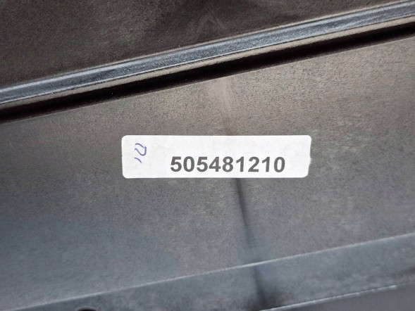 Alfa Romeo OE S27730579 ПОВІТРЯНИЙ КАНАЛ КОРПУСУ РАДІАТОРА ALFA ROMEO GIULIA VELOCE 16- 2.0i