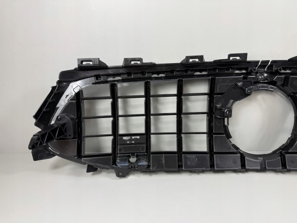 Dac ATRAPA GRILL PANAMERICANA GT PANAMERICA MERCEDES W118 118 LIFT CZARNY CHROM NOWY MODEL KAMERA 2023-2026 118-GTR3 MERCEDES CLA W118 LIFT 2023+ AMG РЕШІТКА ПЕРЕДНЬОЇ РАДІАТОРНОЇ РІШІТКИ GT PANAMERICANA З РАХУНКОМ