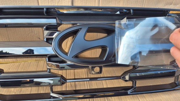 Hyundai OE GRILL POD KAMERĘ HYUNDAI TUCSON IV LIFT 2024- + STELAŻ Решітка-імітація радіатора Hyundai Tucson IV LIFT 24- КАМЕРА 86351-N7HB0!