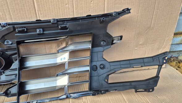 Hyundai OE GRILL POD KAMERĘ HYUNDAI TUCSON IV LIFT 2024- + STELAŻ Решітка-імітація радіатора Hyundai Tucson IV LIFT 24- КАМЕРА 86351-N7HB0!