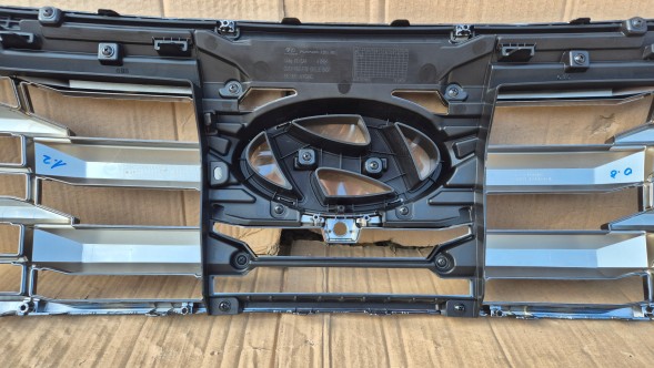 Hyundai OE GRILL POD KAMERĘ HYUNDAI TUCSON IV LIFT 2024- + STELAŻ Решітка-імітація радіатора Hyundai Tucson IV LIFT 24- КАМЕРА 86351-N7HB0!