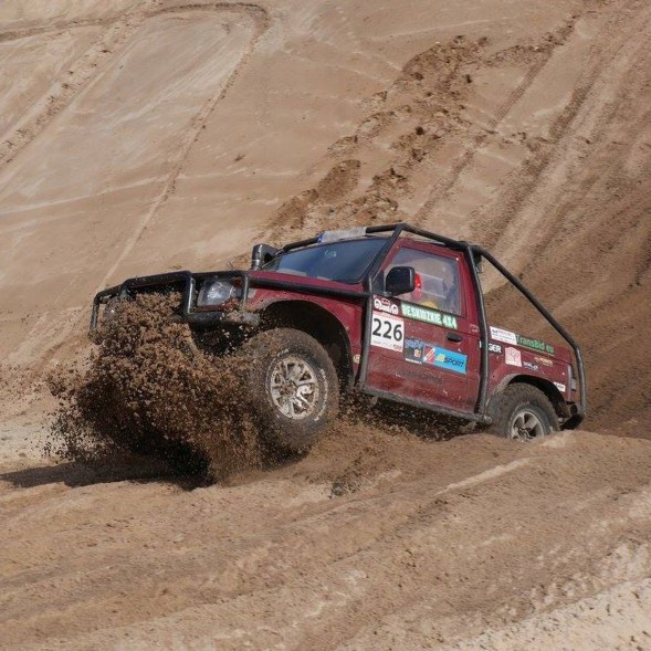 Китай BLNT-1C-5D-Poliamid Ліфт кузова +1" Nissan Terrano R20 5D - поліамід