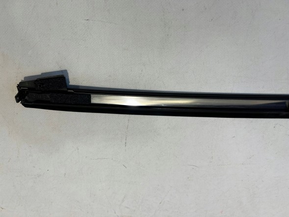 Mazda OE MAZDA KB7WRFL ПЛАНКА РАМИ СКЛА ДВЕРІ ЗАДНЯ ЛІВА MAZDA CX5 KB7WRFL