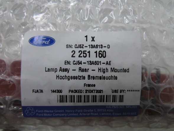 Ford OE TRZECIE ŚWIATŁO STOP FORD KUGA MK2 13-19 CJ54-13A601-AD Світло сплаву заднє ford kuga mk2 2012- oe 2251160