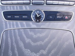 Mercedes-Benz OE A2139006911 257 MERCEDES CLS W257 ЦЕНТРАЛЬНА ПАНЕЛЬ ДЕРЕВ