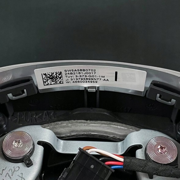 BMW OE НОВЕ КЕРМО BMW G01, G02, G05, G11, G12, M-sport OE 4660034959