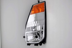 Depo 551-1166L-LDEMY-SL Фара ліва nissan cabstar maxity 06-
