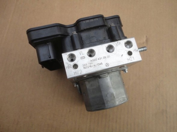 Mercedes-Benz OE A0004313900 0004313900 MERCEDES GLA W156 ESP ABS ГАЛЬМІВНИЙ НАСОС