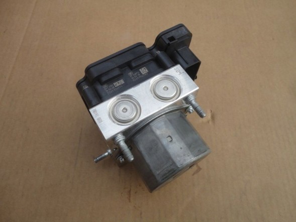 Mercedes-Benz OE A0004313900 0004313900 MERCEDES GLA W156 ESP ABS ГАЛЬМІВНИЙ НАСОС