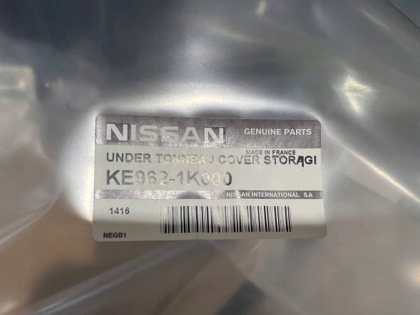 Nissan OE KE962-1K000 NISSAN КОРОБКА ВАННА ВІДДІЛЕННЯ БАГАЖНИКА ЗАДНЯ NISSAN JUKE F15 KE962-1K000