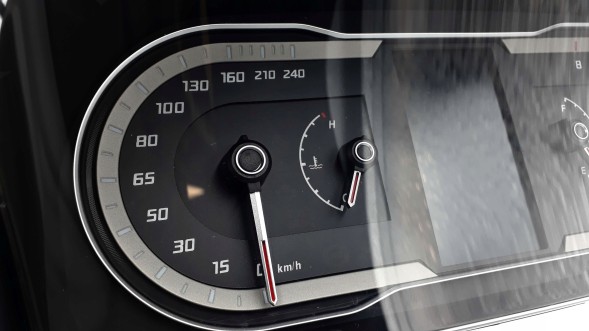 Moman 0089688092613 Hyundai Tucson IV 4 заміна дисків лічильника MPH на км/год MoMan годинники США