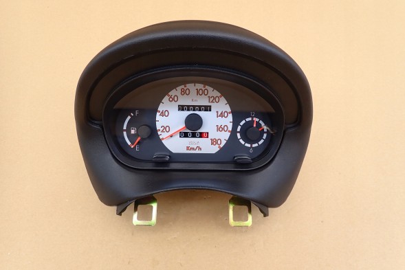 Fiat OE LICZNIK FIAT SEICENTO SPORTING NOWY OEM 735245710 1998-2010r 0KM ЛІЧИЛЬНИК FIAT SEICENTO SPORTING OEM 735245710 1998-2010р 0КМ