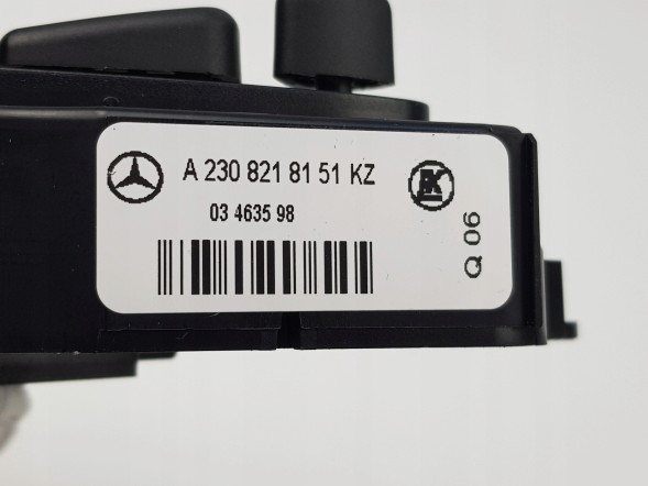 Mercedes-Benz OE Панель перемикача сидіння Mercedes R230 A2308218151
