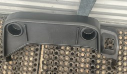Iveco OE КОНСОЛЬНА ПОЛИЦЯ + КИЛИМОК IVECO 5803076553 + 5803079552 НОВІ ОРИГІНАЛ