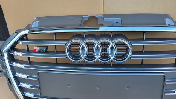 Audi OE GRILL AUDI S3 8V LIFT 2016-2020 POD RADAR ACC Камера радіатора ГРИЛЬ Audi S3 8V LIFT 16-20 RADAR OE 8V3853651AE !