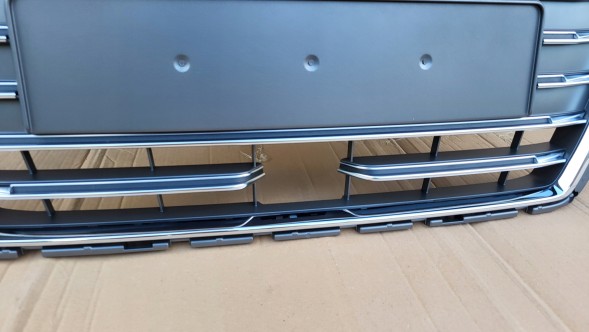 Audi OE GRILL AUDI S3 8V LIFT 2016-2020 POD RADAR ACC Камера радіатора ГРИЛЬ Audi S3 8V LIFT 16-20 RADAR OE 8V3853651AE !