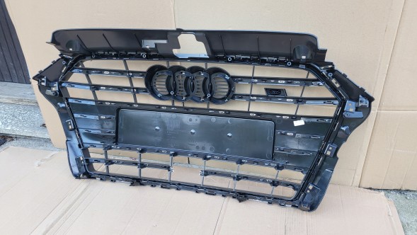 Audi OE GRILL AUDI S3 8V LIFT 2016-2020 POD RADAR ACC Камера радіатора ГРИЛЬ Audi S3 8V LIFT 16-20 RADAR OE 8V3853651AE !