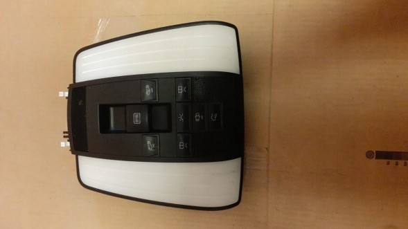 Mercedes-Benz OE MERCEDES W212 LAMPKA PODSUFITKI A0009054903 MERCEDES W212 ЛАМПА СТЕЛІ A0009054903