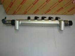 Toyota OE CR паливна рампа TOYOTA HILUX 3.0 D4D 23810-30100
