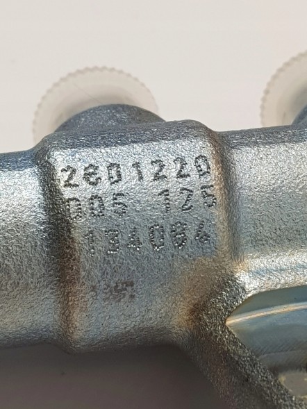 BMW OE НОВА ОРИГІНАЛЬНА ПАЛИВНА РАМПА (ЛИСТВА) ДО BMW З ДВИГУНОМ B47 2.0D 8534562