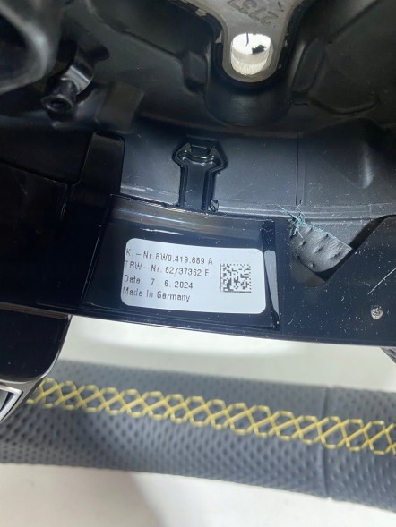 Audi OE SWO-0171 КЕРМО CARBON AUDI A4 B9 A5 F5 RS4 RS5 S4 А3