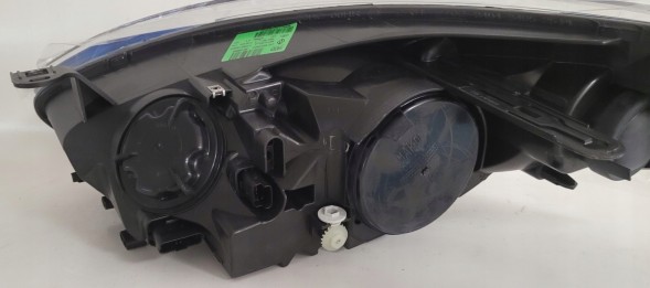 Renault OE RENAULT 260105585R НОВИЙ ОРИГІНАЛЬНИЙ ПРАВИЙ ФАРА - RENAULT FLUENCE, ЄВРОПА