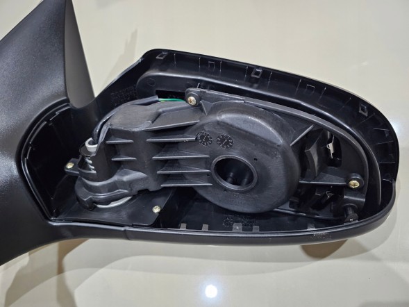 Opel OE OPEL ASTRA H 3D GTC LUSTERKO LEWE 5 PINÓW OPEL ASTRA H 3D GTC ДЗЕРКАЛО ЛІВЕ 5 ШТИФТІВ