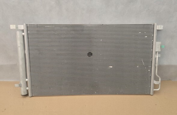 Hyundai OE HYUN118 Охолоджувач кондиціонера hyundai tucson 15- f200nffab0