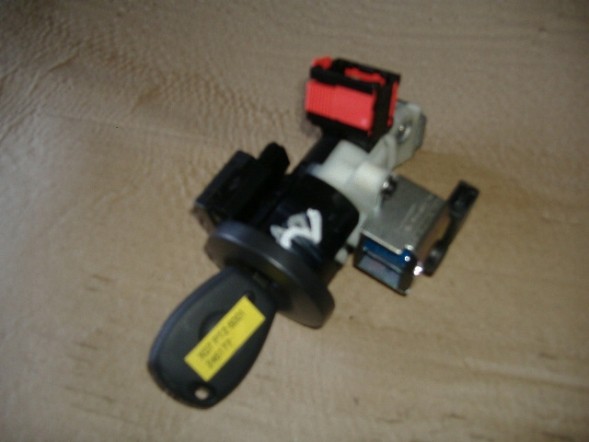 Smart OE 237D40340R A3C03746200 284B18768R 248213524R 285910001R КЛЮЧ ДО СТАРТОВОГО НАБОРУ КОМП'ЮТЕРА SMART 453 electr
