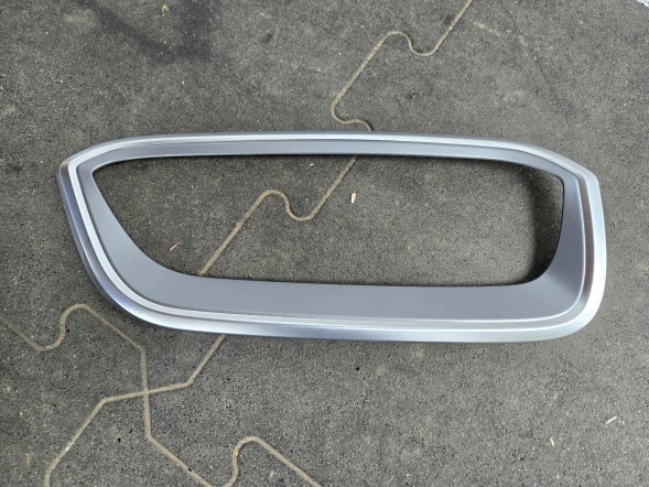 BMW OE 51137352702 Qua27.5.25 BMW i3 I01 LCI ДЕКОРАТИВНА РЕШІТКА (GREY) права 5113 7352702