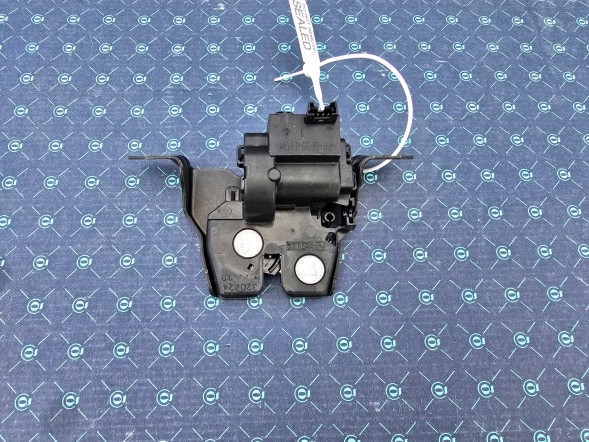 BMW OE ZAMEK TYLNEJ KLAPY MINI J01 J05 F54 F55 F56 F65 F66 7337576 NOWY ORGINAŁ QUALI23.09,25 ЗАМОК ЗАДНЬОЇ КРИШКИ БАГАЖНИКА MINI J01 J05 F54 F55 F56 F65 F66 7337576 ОРИГІНАЛ