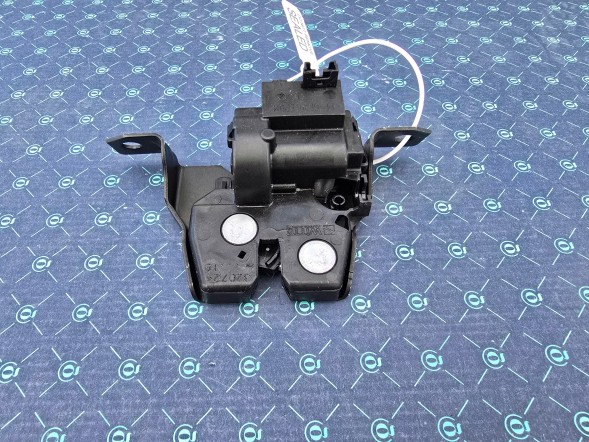 BMW OE ZAMEK TYLNEJ KLAPY MINI J01 J05 F54 F55 F56 F65 F66 7337576 NOWY ORGINAŁ QUALI23.09,25 ЗАМОК ЗАДНЬОЇ КРИШКИ БАГАЖНИКА MINI J01 J05 F54 F55 F56 F65 F66 7337576 ОРИГІНАЛ
