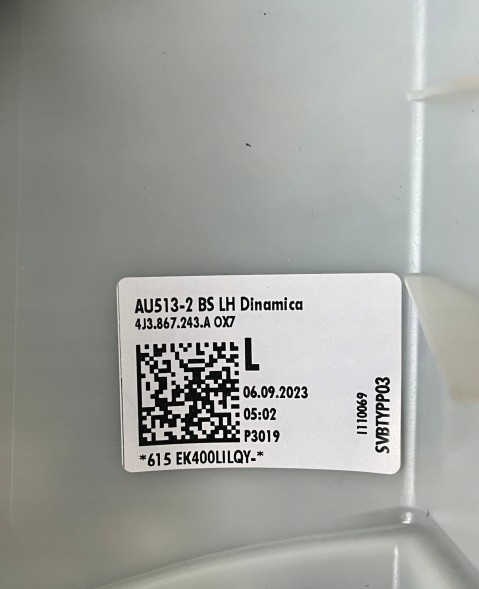 Audi OE 4J3867243A 4J3 867 243 A Накладка на середню стійку ліва Audi 4J3867243A